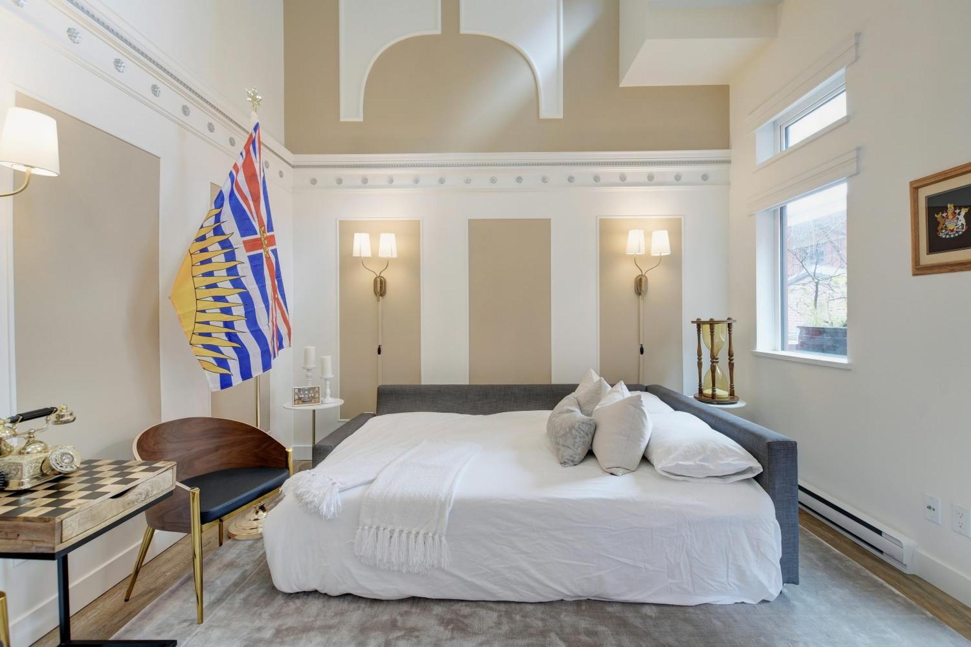Victoria'S Parliamentary Suite With Private Rooftop Patio & Harbour View Екстериор снимка